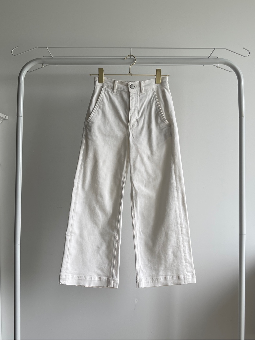 Everlane High Rise Cropped Wide Leg White Jeans